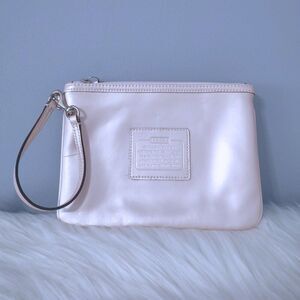 Coach metallic wristlet clutch w/creed EUC